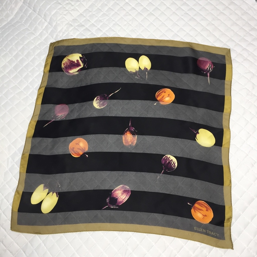 Ellen Tracy Scarf 21 inch Square Black with Gold Edge in Vegetable Print - Picture 3 of 9
